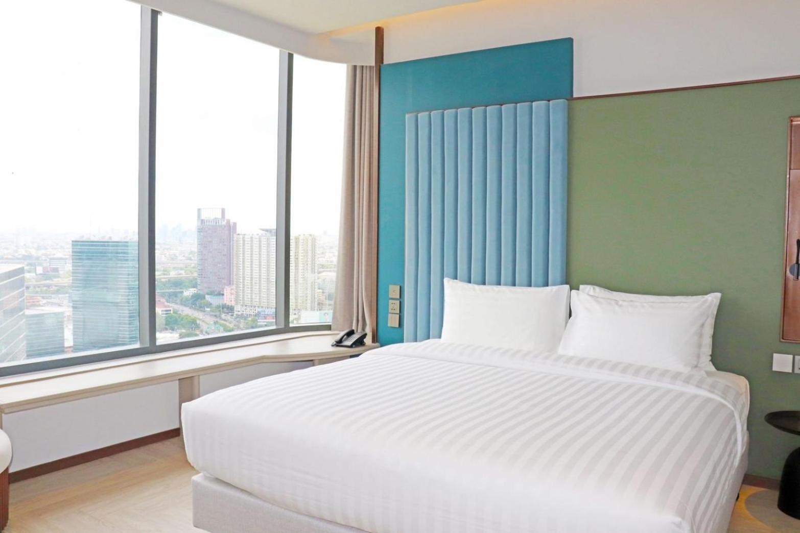 Khách sạn The Quarter Ratchayothin By Uhg 4*